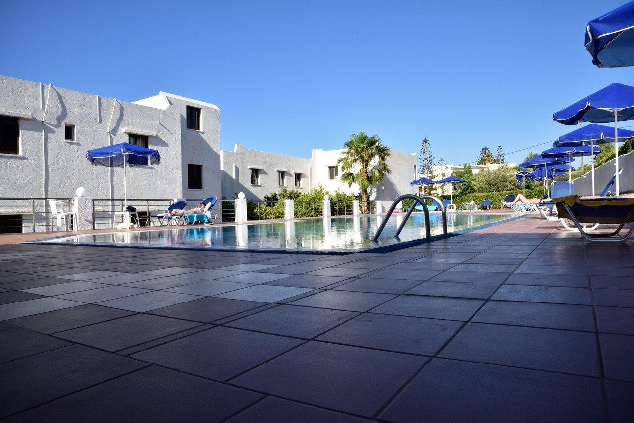 הרסוניסוס Dimitra Hotel מראה חיצוני תמונה