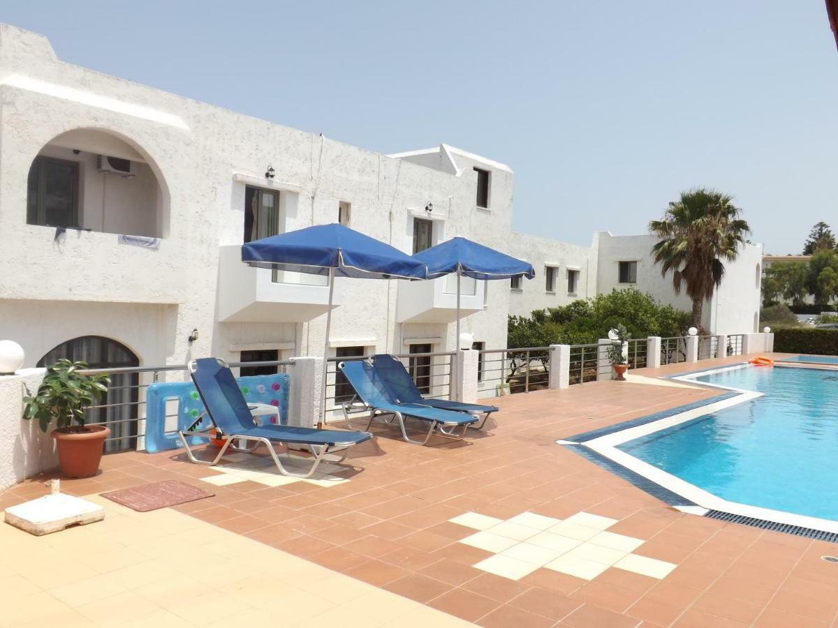 הרסוניסוס Dimitra Hotel מראה חיצוני תמונה